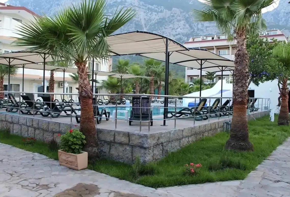 Basen w hotelu Castle Park