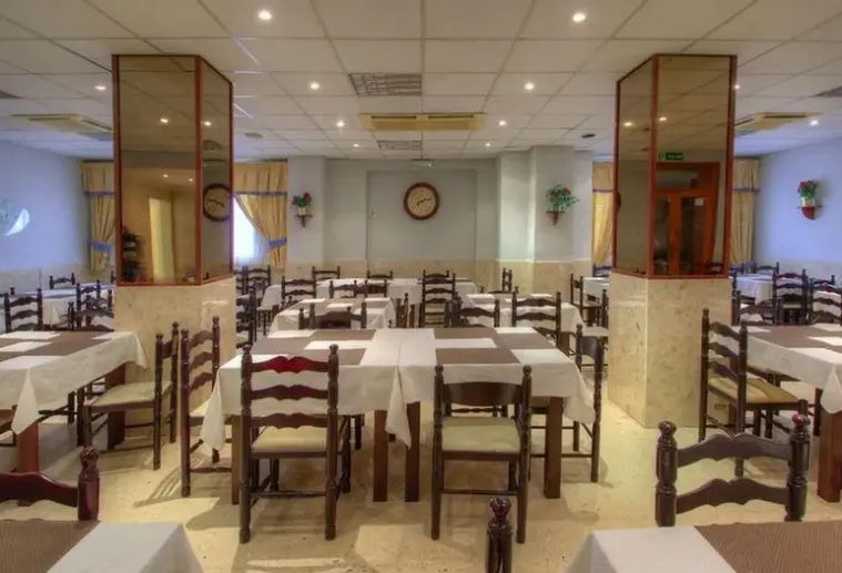 Restauracja i jedzenie w hotelu Cerviola