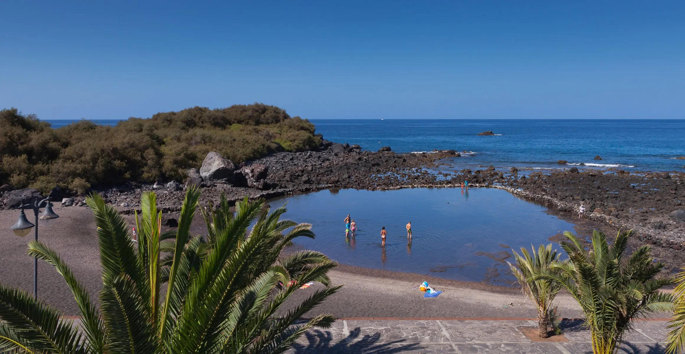 Plaża przy hotelu Charco del Conde
