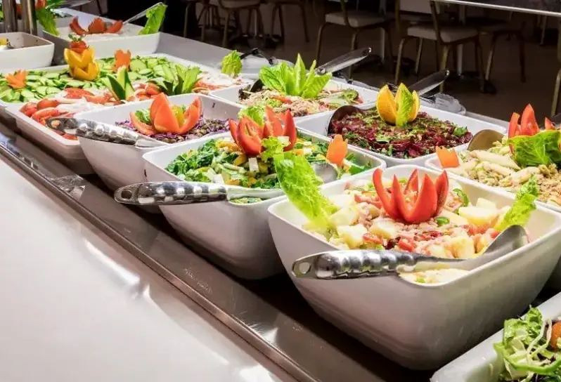 Restauracja i jedzenie w hotelu Christofinia