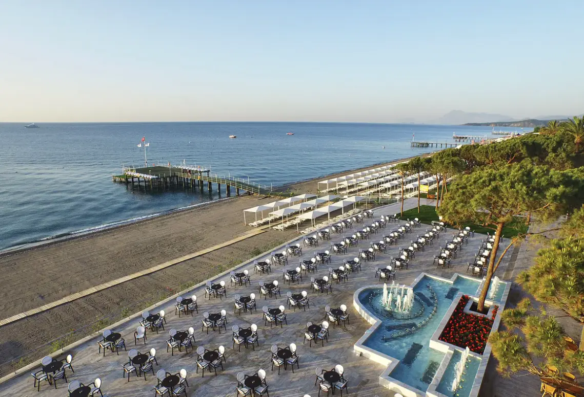 Plaża przy hotelu Dobedan World Palace (ex. Alva Donna World Palace)