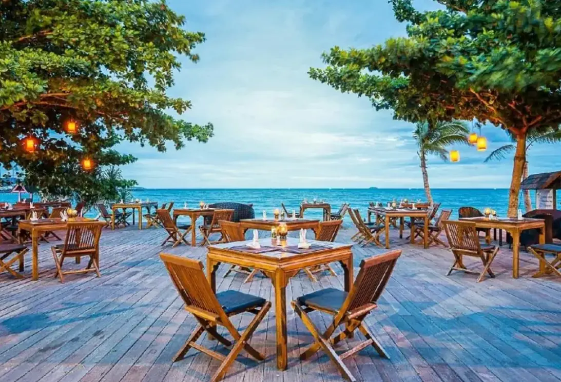 Plaża przy hotelu Dor-Shada Resort