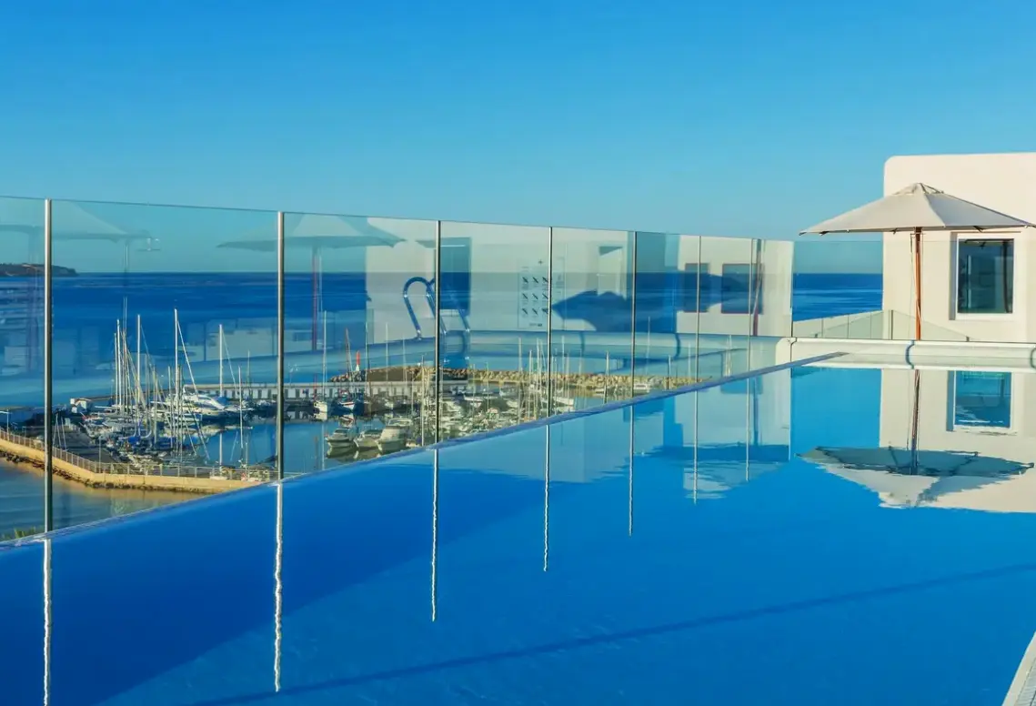 Basen w hotelu El Medano