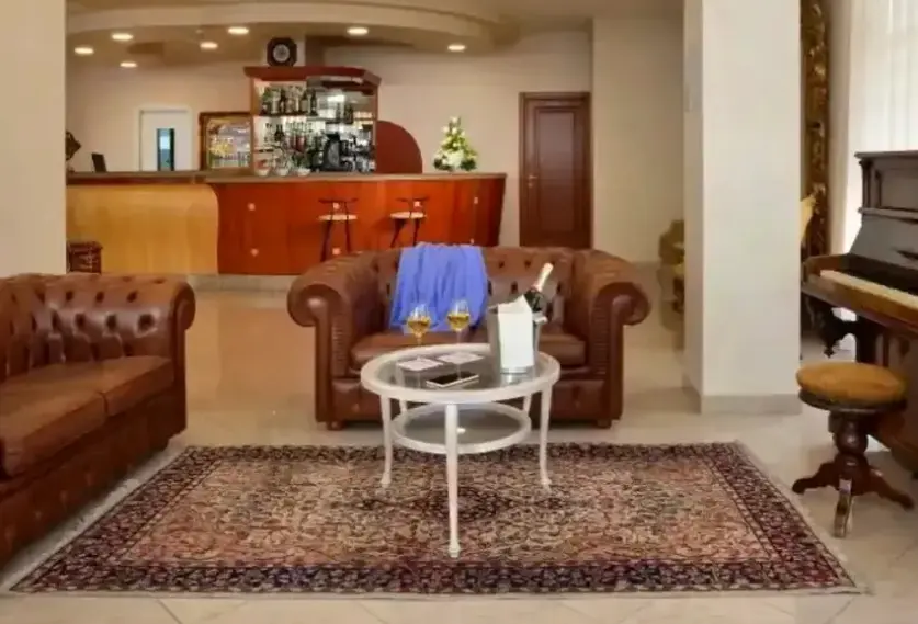 Lobby hotelu Gaston