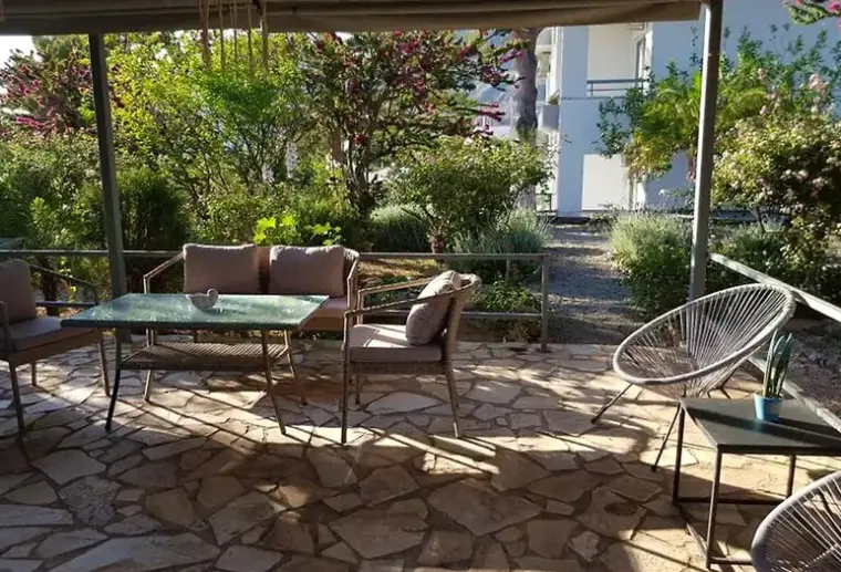 Hotel George Beach