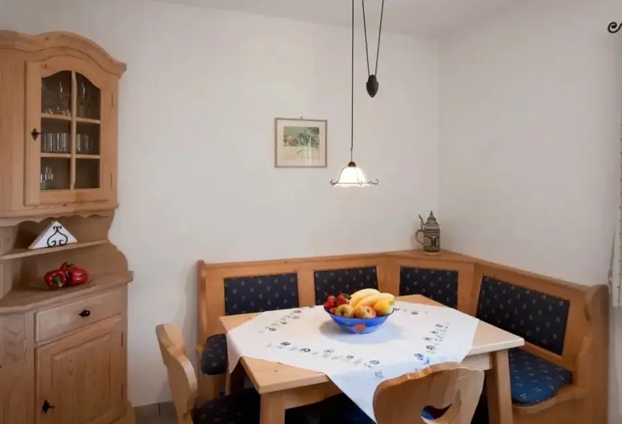 Restauracja i jedzenie w hotelu Haus Huis'n
