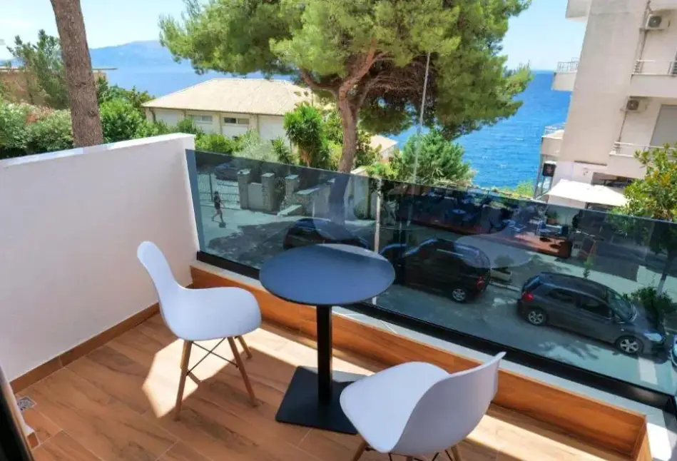 Widok z hotelu Havana (Sarande)