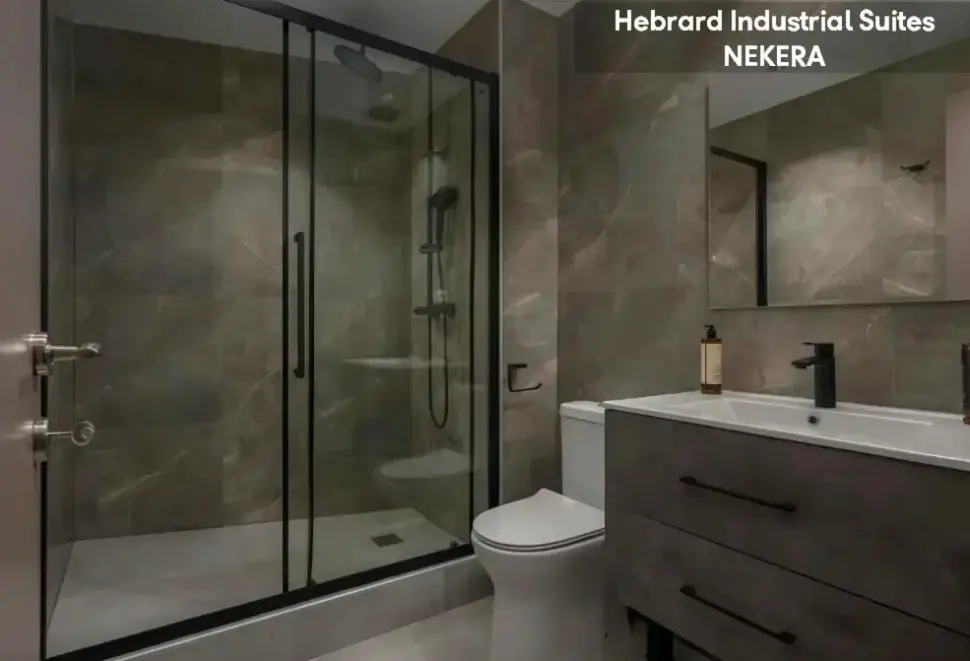 Łazienka w pokoju hotelu Hebrard Industrial Suites
