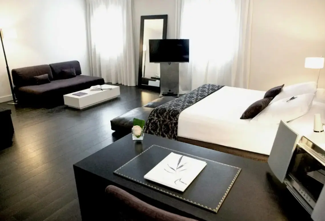 Pokój w hotelu Hospes Palau de la Mar