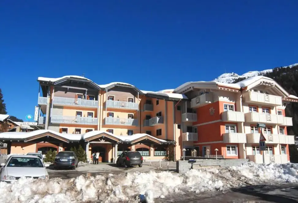Hotel Ideal (Madonna Di Campiglio)