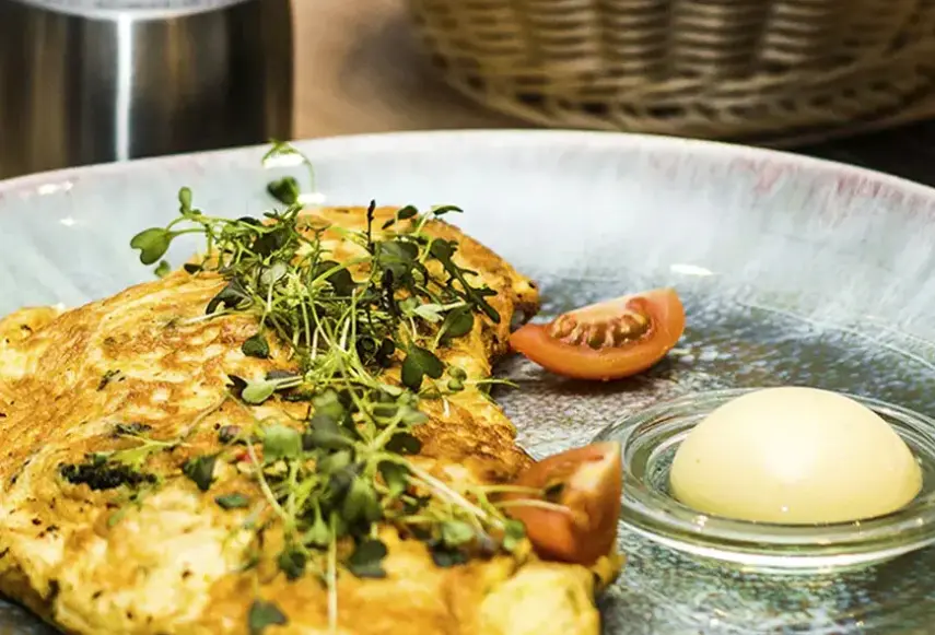 Restauracja i jedzenie w hotelu Ilonn Boutique Limanowskiego