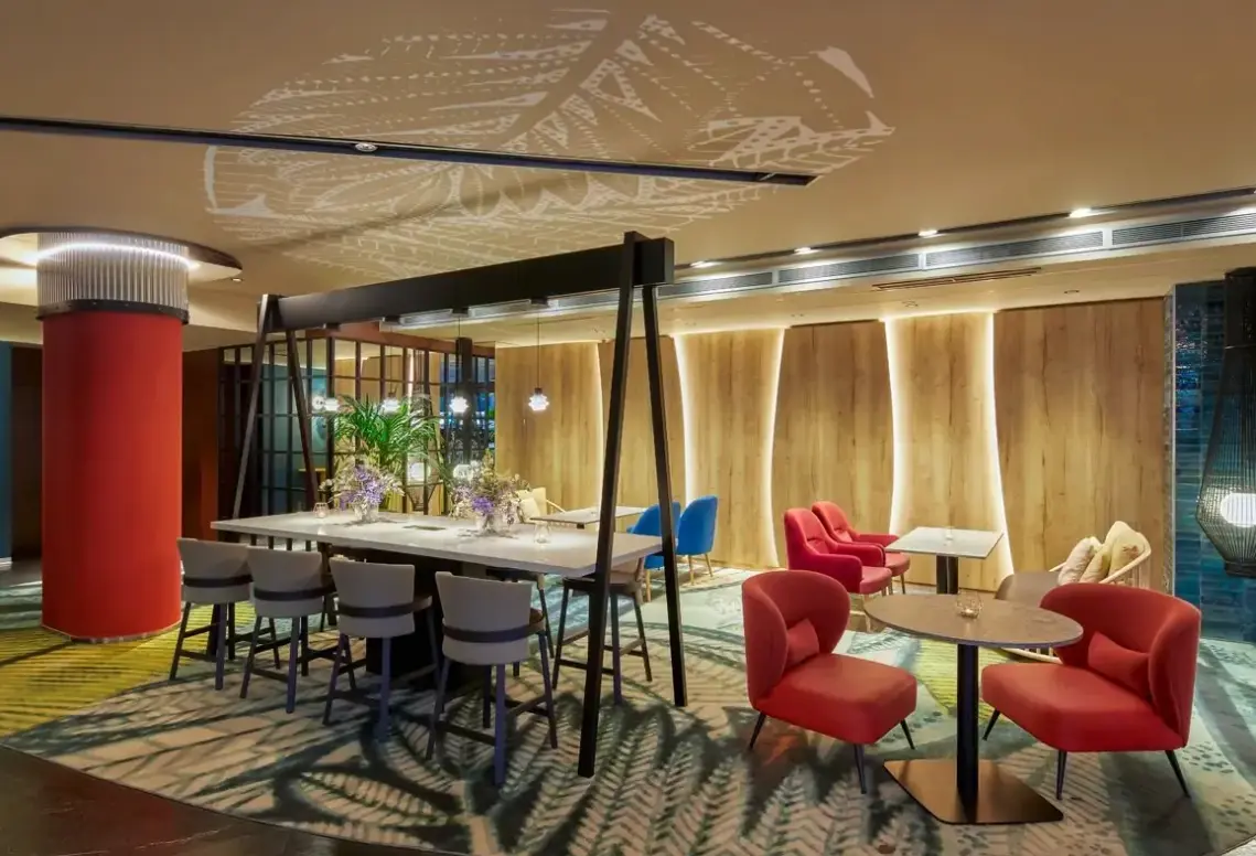 Lobby hotelu Indigo Barcelona Plaza Espana