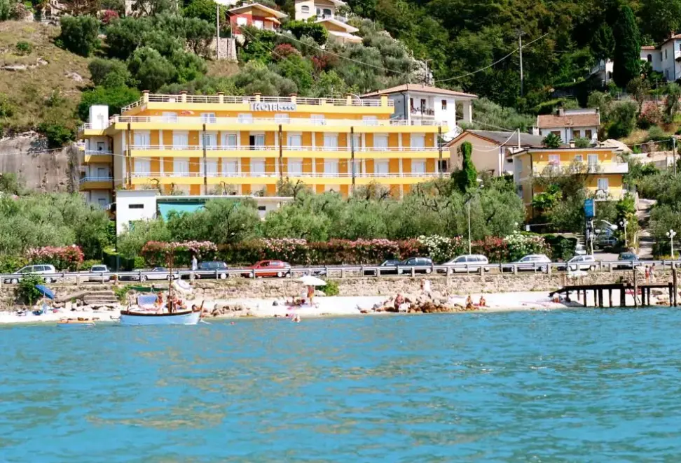 Hotel Internazionale (Torri del Benaco) w Włochy (Jezioro Garda) - oferta last minute