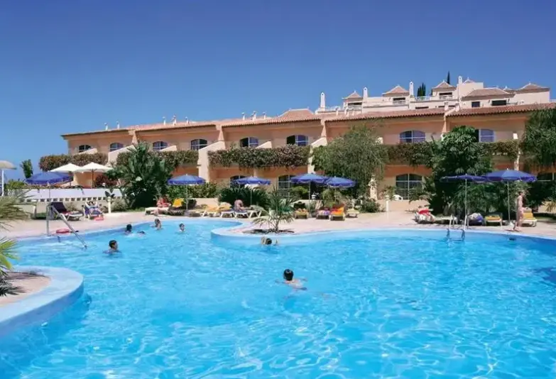 Basen w hotelu Jardin del Conde (La Gomera)
