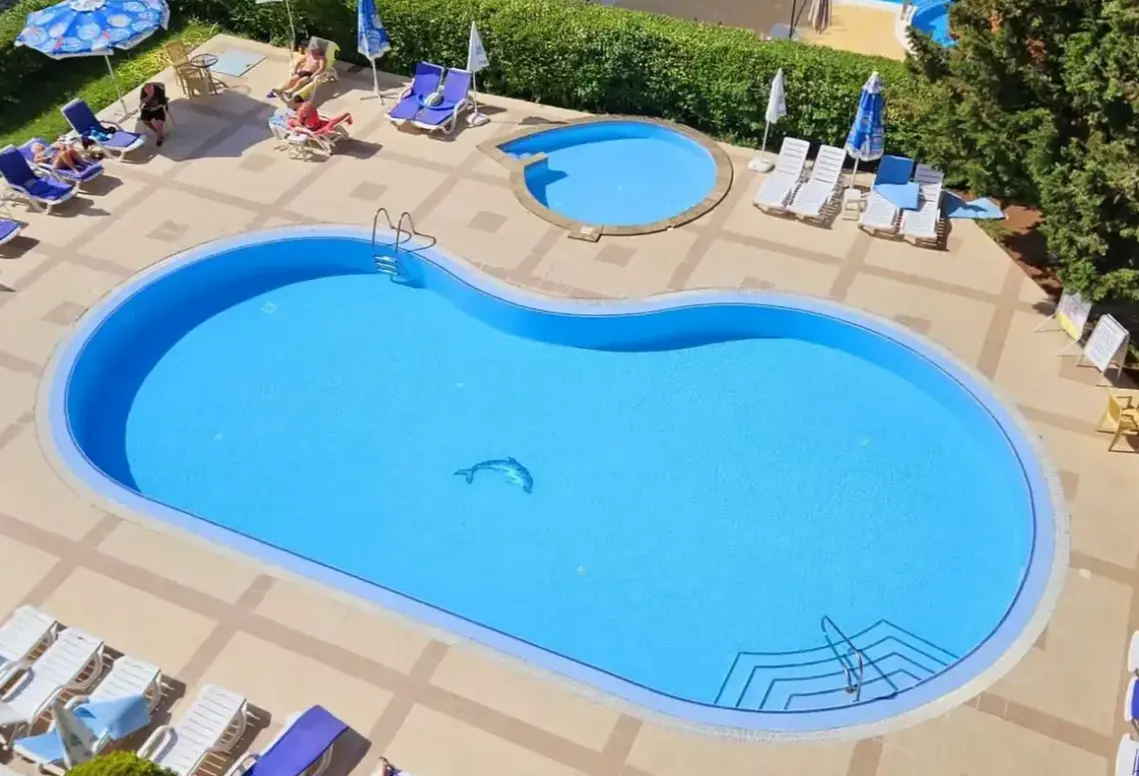 Basen w hotelu Klisura