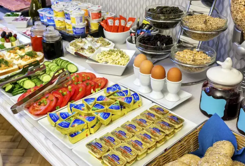 Restauracja i jedzenie w hotelu Kosmopolita