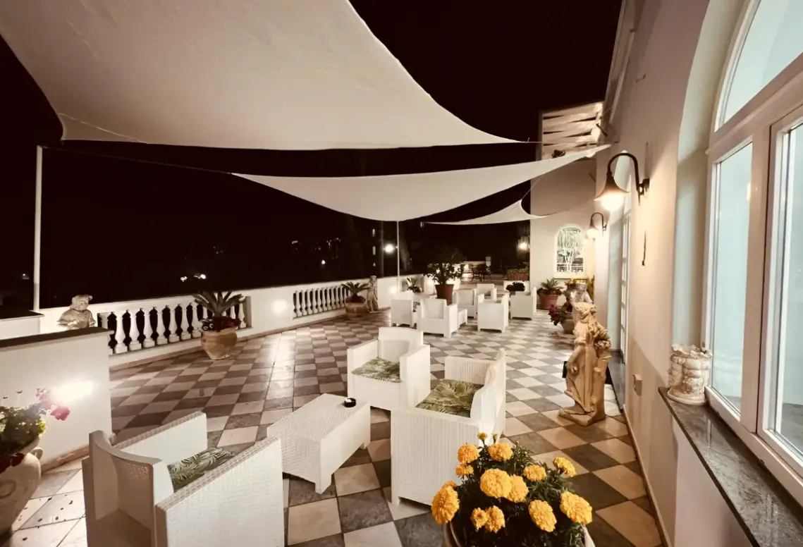 Lobby hotelu La Ginestra