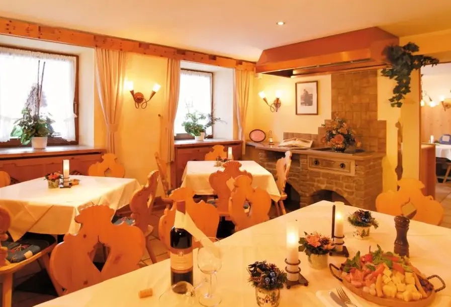 Restauracja i jedzenie w hotelu Lammwirt