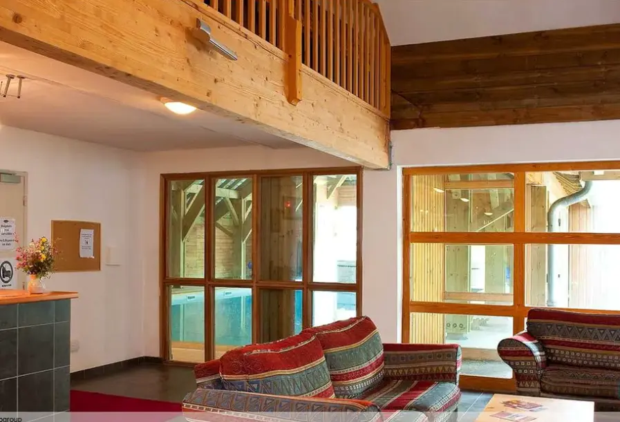 Lobby hotelu Les Fermes de Saint Sorlin