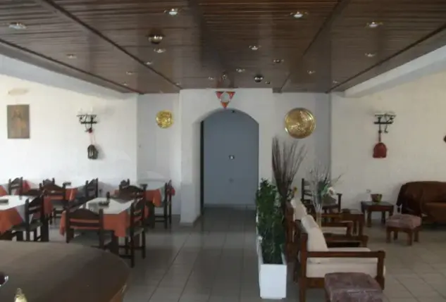 Restauracja i jedzenie w hotelu Litsa Efi