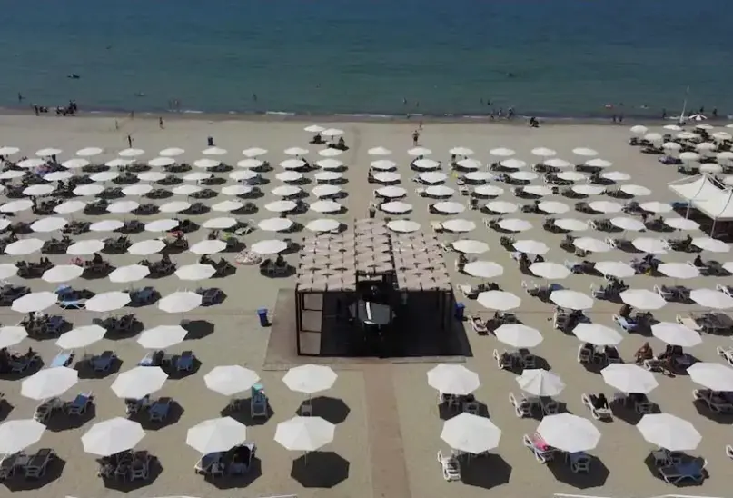 Plaża przy hotelu Luxury Premium Finese