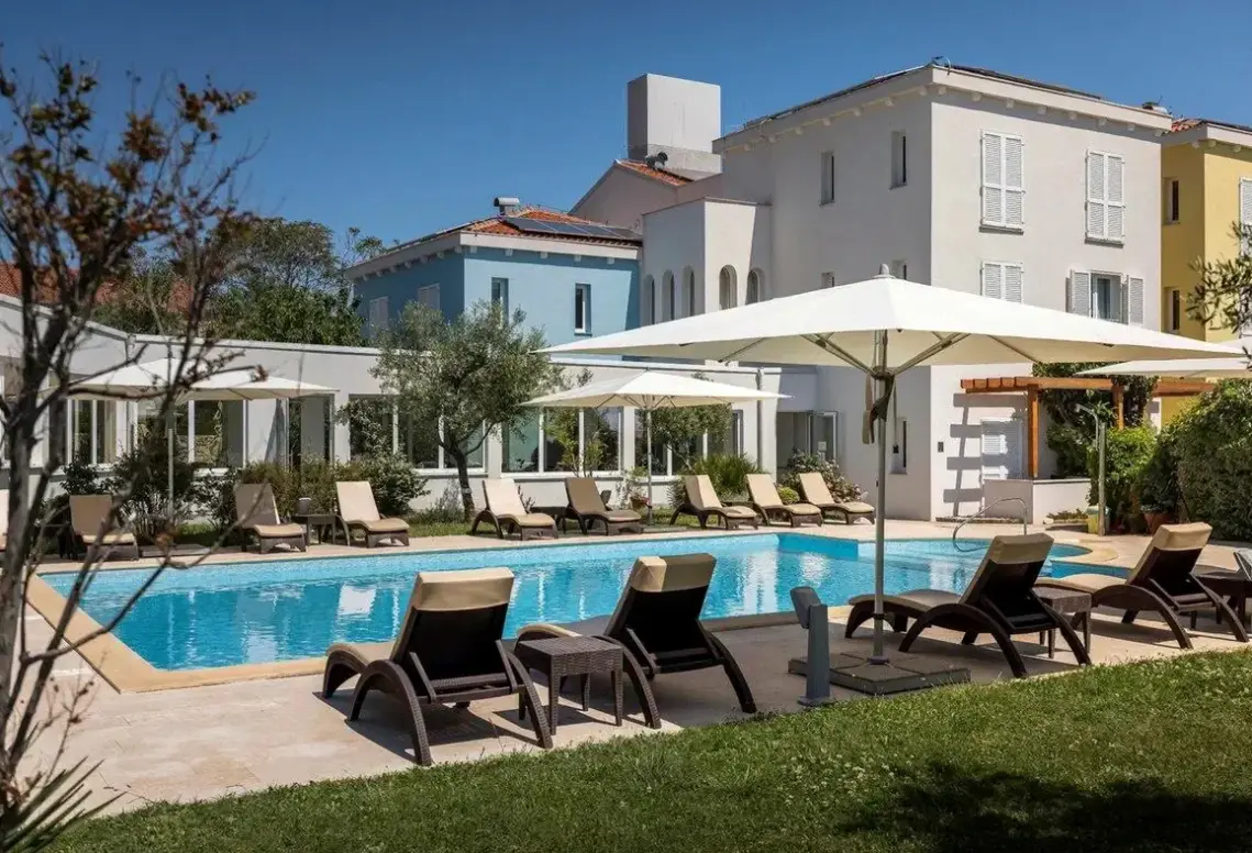 Basen w hotelu Manora (Mali Lošinj)