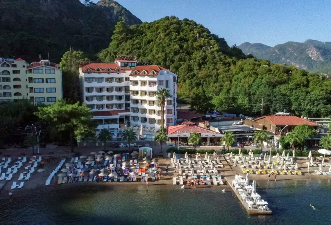 Plaża przy hotelu Marbas