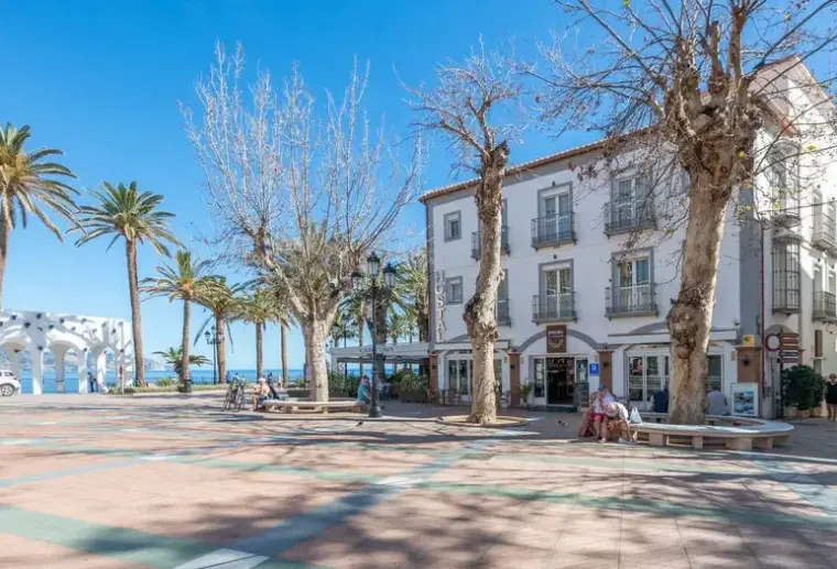 Hotel Marissal by Dorobe