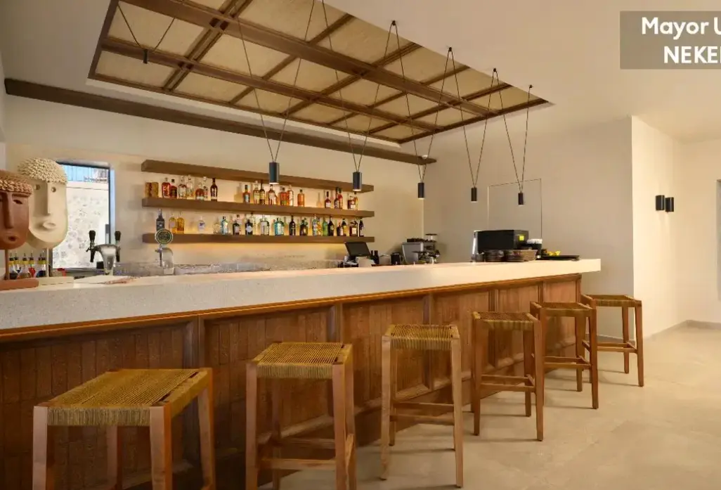 Restauracja i jedzenie w hotelu Mayor Unda