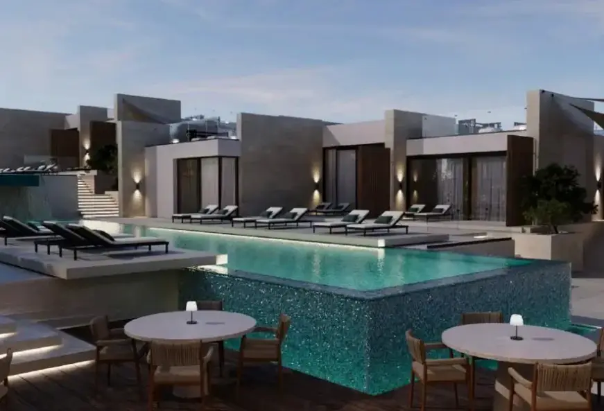 Basen w hotelu Med IL Caesar Resort