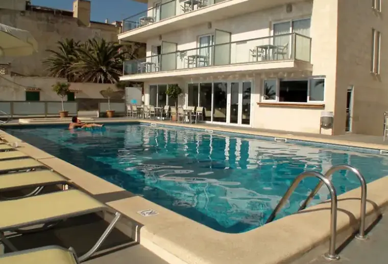 Basen w hotelu MiM Mallorca Boutique & Spa