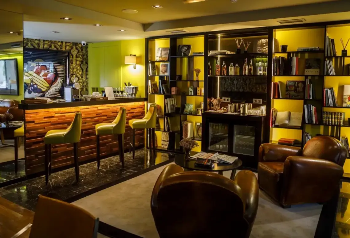 Lobby hotelu Miro (Bilbao)