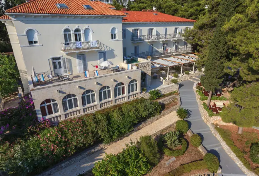 Hotel Moeesy, Blue & Green Oasis (Hvar)