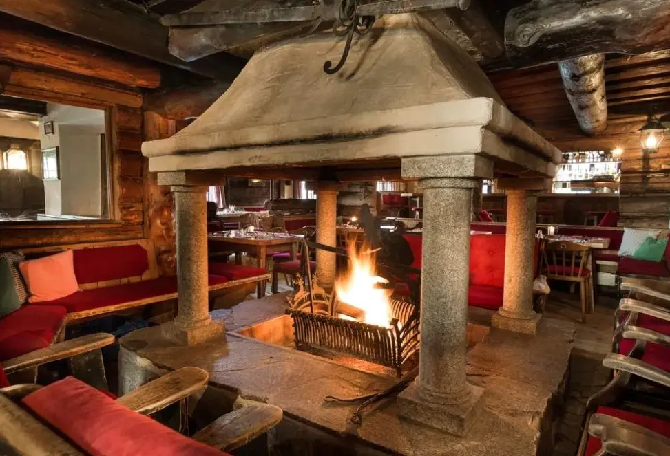 Restauracja i jedzenie w hotelu Mondi Bellevue