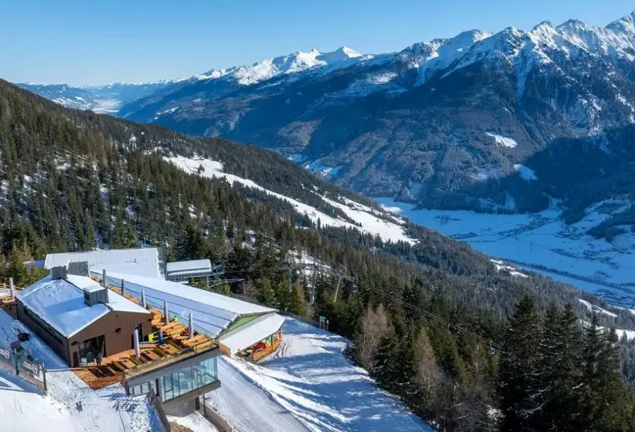 Widok z hotelu Monte Central