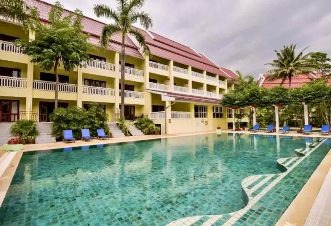 Basen w hotelu MW Krabi Beach Resort (ex. Krabi Success Beach Resort)