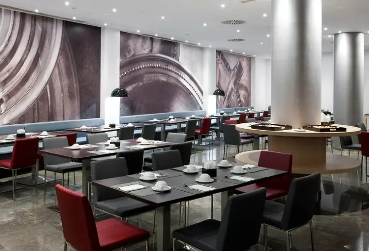 Restauracja i jedzenie w hotelu Nh Diagonal Center