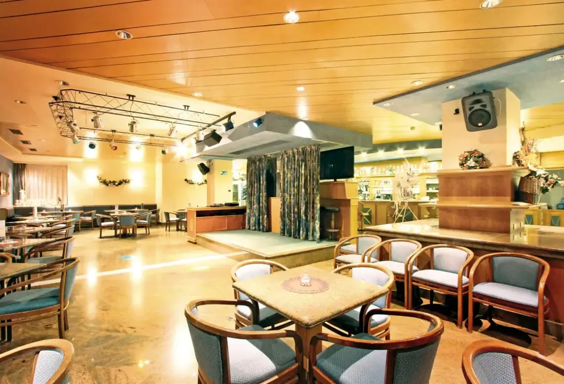 Lobby hotelu Park Club Il Caminetto