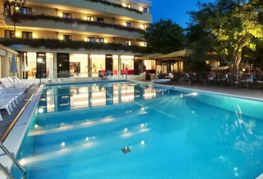Basen w hotelu Park Kursaal