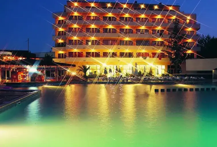 Basen w hotelu Parkhotel Continental 3 (Sunny Beach)