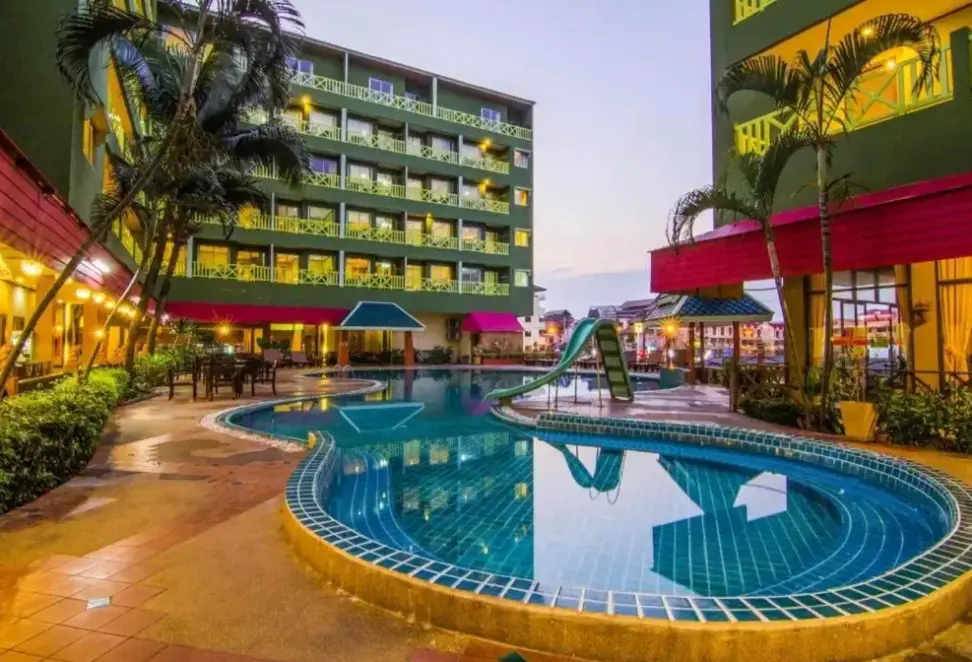 Hotel Phuphaya Resort