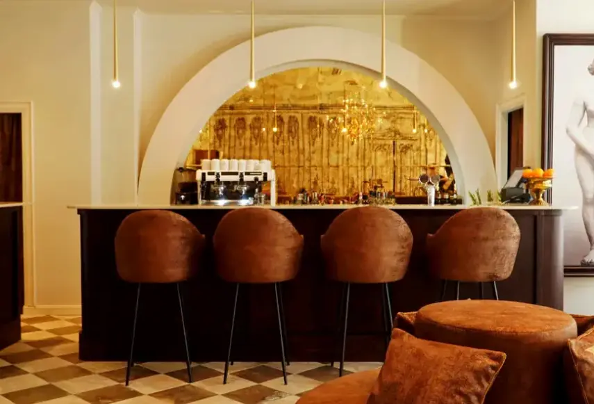 Lobby hotelu Pietryna