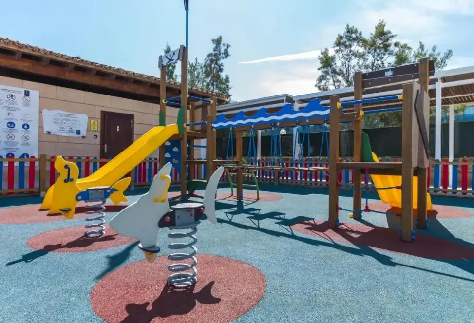 Atrakcje dla dzieci w hotelu Playas Cas Saboners