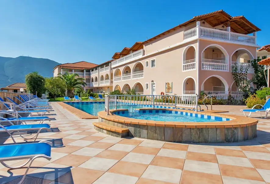 Hotel Plessas Palace