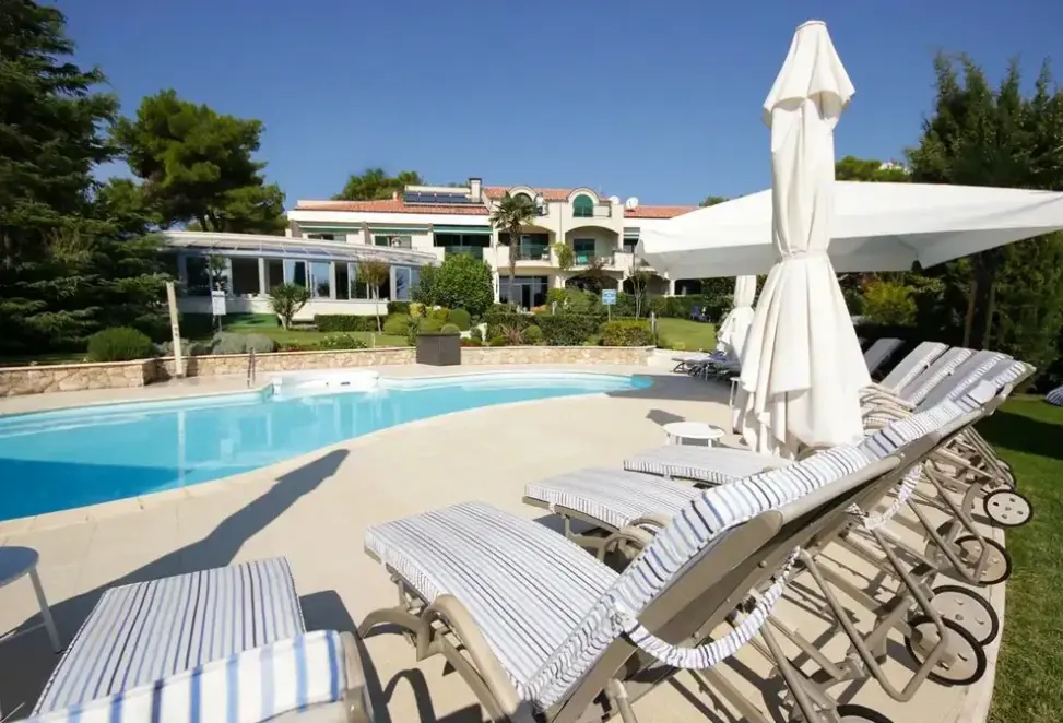 Basen w hotelu Radin (Vodice)