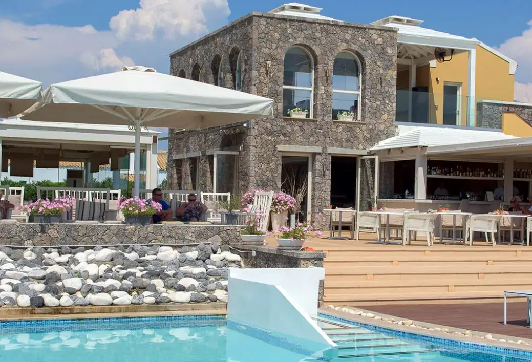 Hotel Restia (Acharavi)