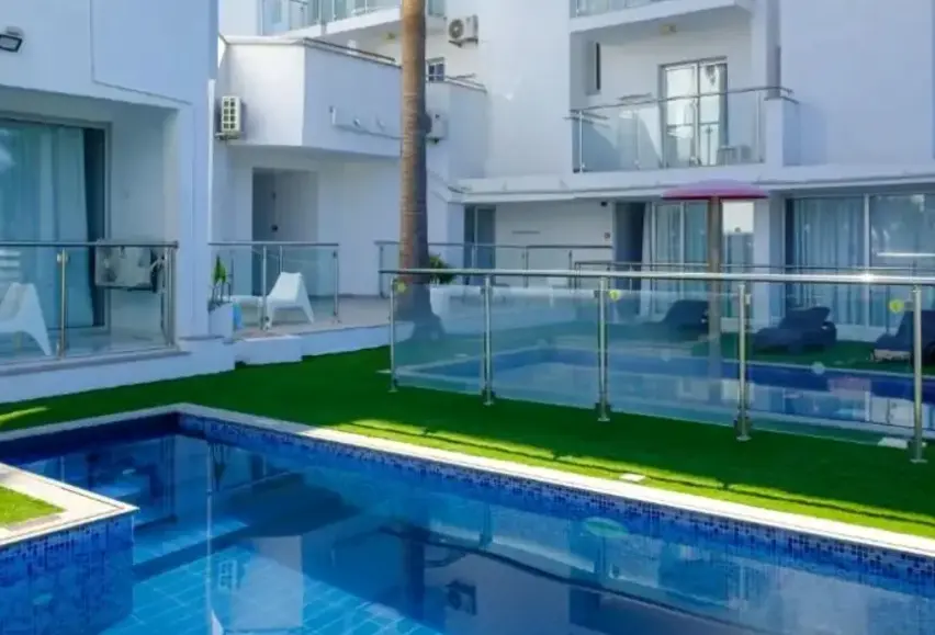 Basen w hotelu Rio Gardens (ex Rio Napa Apartments)