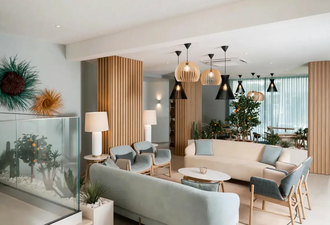 Lobby hotelu Rochavau