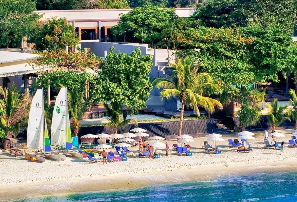 Plaża przy hotelu Sai Kaew