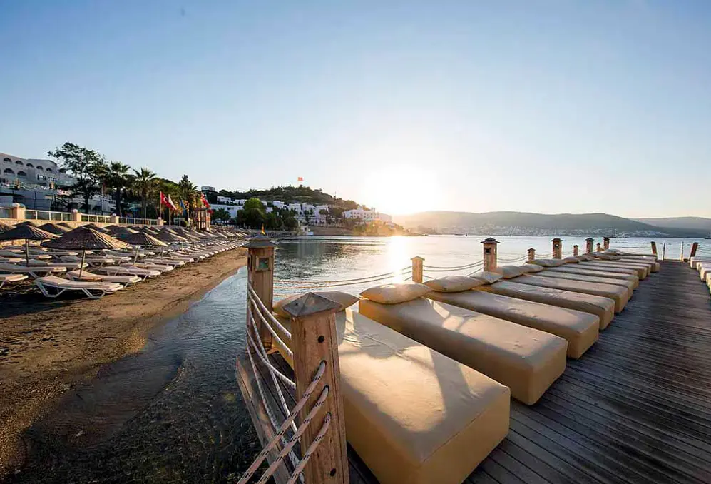 Plaża przy hotelu Salmakis Beach Resort
